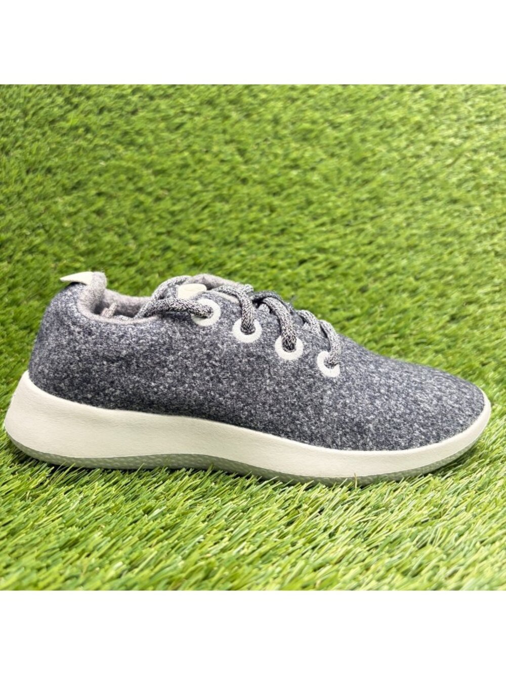 Allbirds Wool Runners Womens Size 5 Gray White Athletic Walking Shoes Sneakers